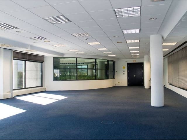 Kontor til leje i La Moraleja, Alcobendas - € 5.760 (Ref: 8205734)