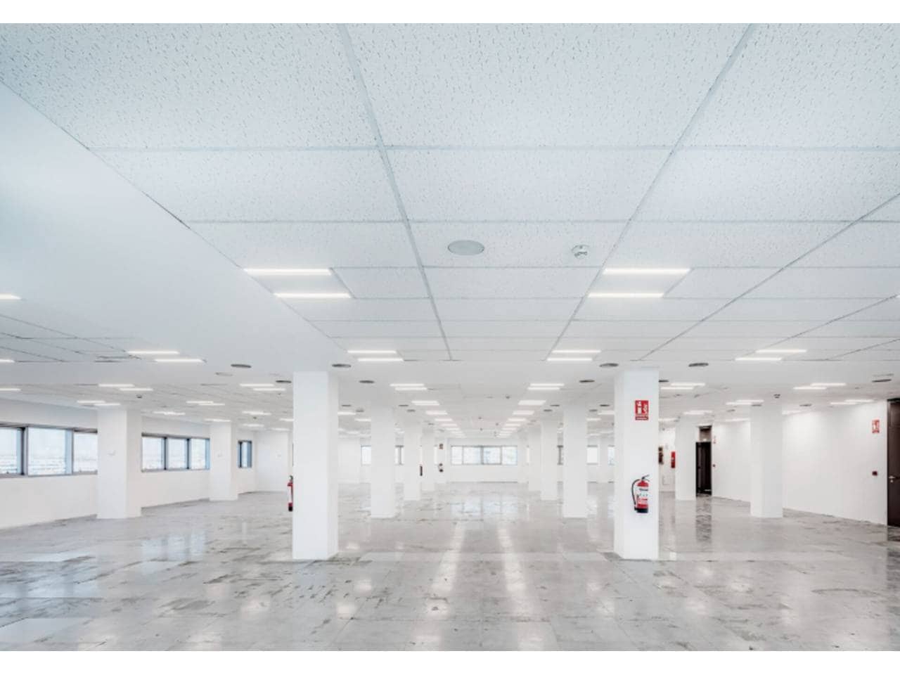 Kontor til leje i Madrid by med garage - € 2.530 (Ref: 8221881)