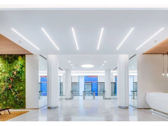 Biuro do wynajęcia w Delicias, Miasto Madryt z garażem - 2 530 € (Ref: 8221881)