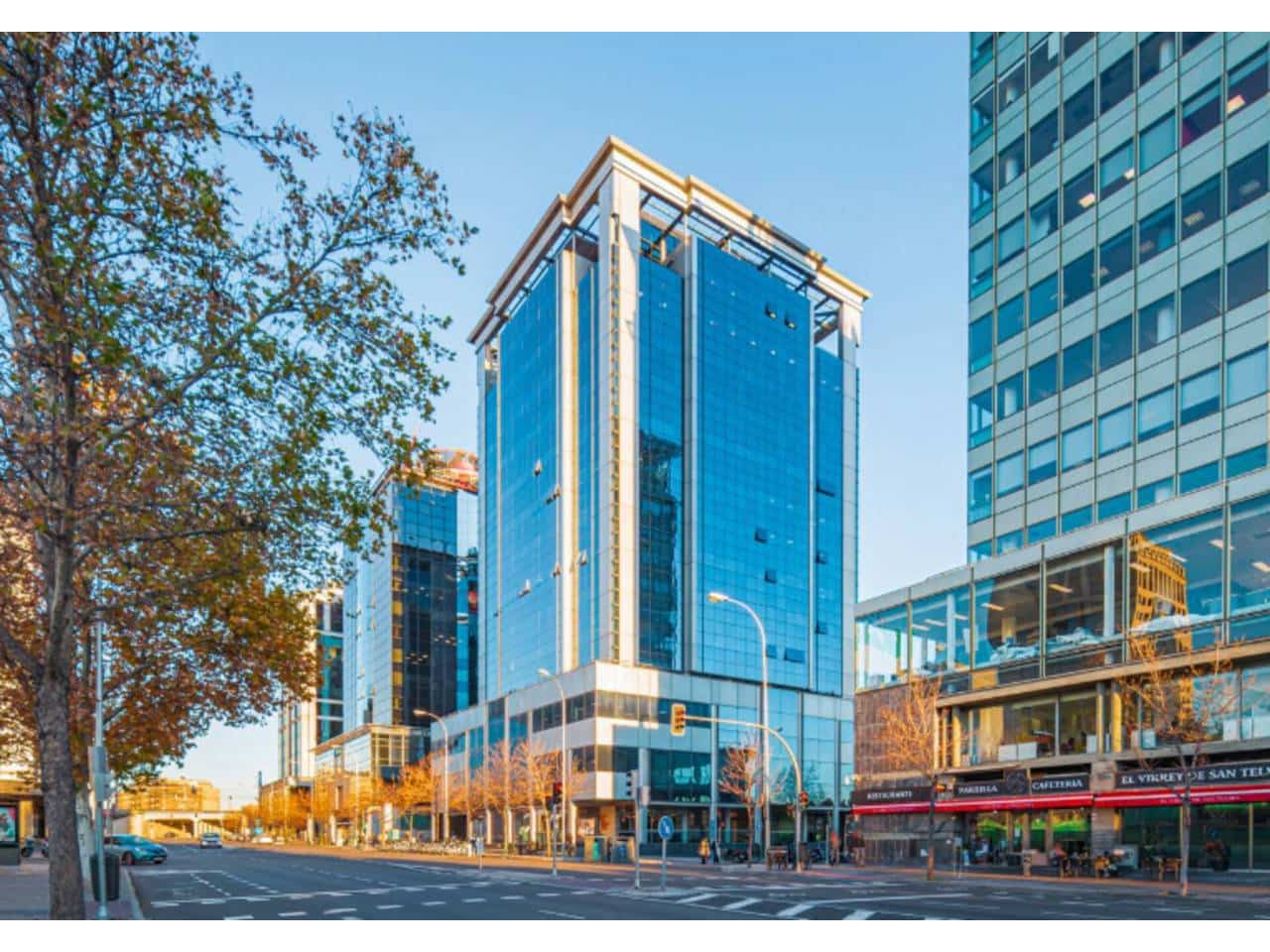 Kontor til leje i Madrid by med garage - € 2.530 (Ref: 8221881)