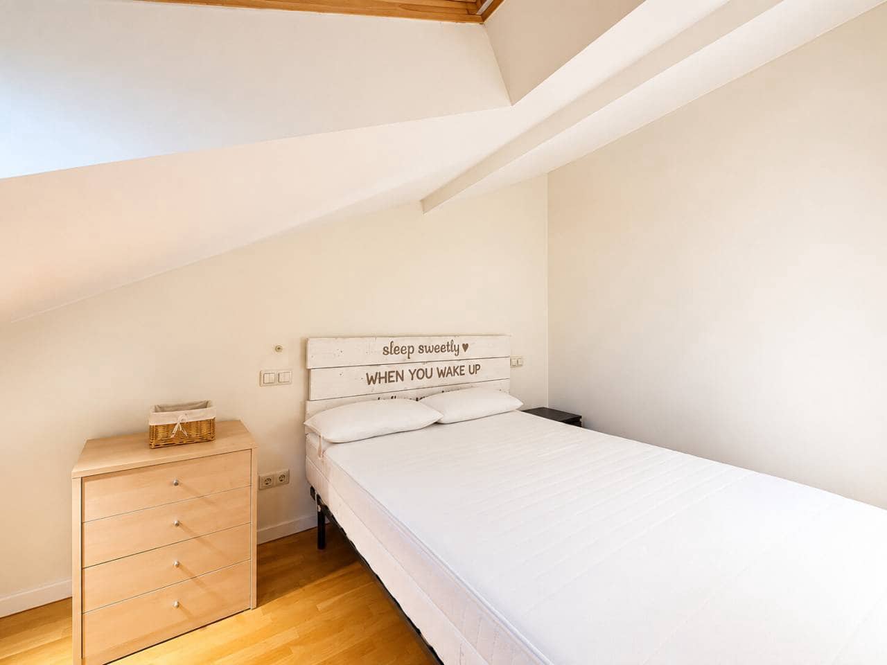 2 camera da letto Appartamento da affittare in Madrid citta con garage - 1.700 € (Rif: 8221882)