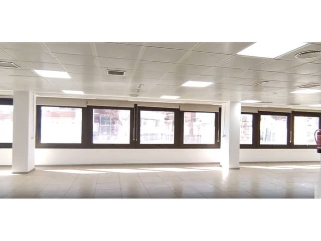 Kontor att hyra i Tetuán, Madrid stad med garage - 10 120 € (Ref: 8225423)