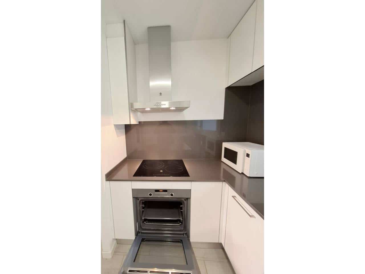 2 bedroom Flat for rent in Madrid city with pool garage - € 1,500 (Ref: 8310143)