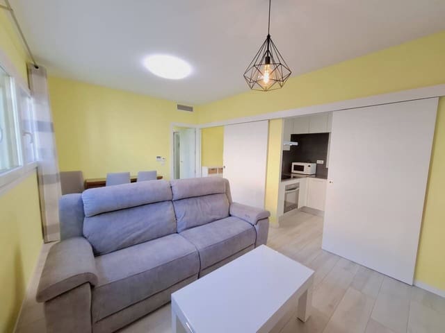 2 soverom Leilighet til leie i Madrid by med svømmebasseng garasje - € 1 500 (Ref: 8310143)