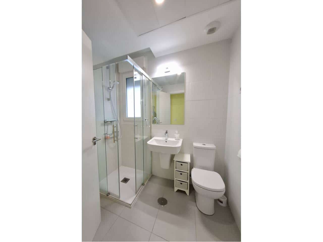 2 bedroom Flat for rent in Madrid city with pool garage - € 1,500 (Ref: 8310143)