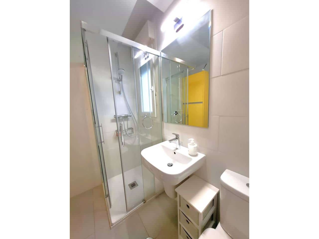 2 bedroom Flat for rent in Madrid city with pool garage - € 1,500 (Ref: 8310143)