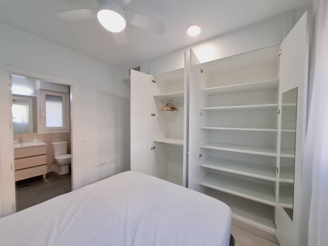 2 bedroom Flat for rent in Madrid city with pool garage - € 1,500 (Ref: 8310143)