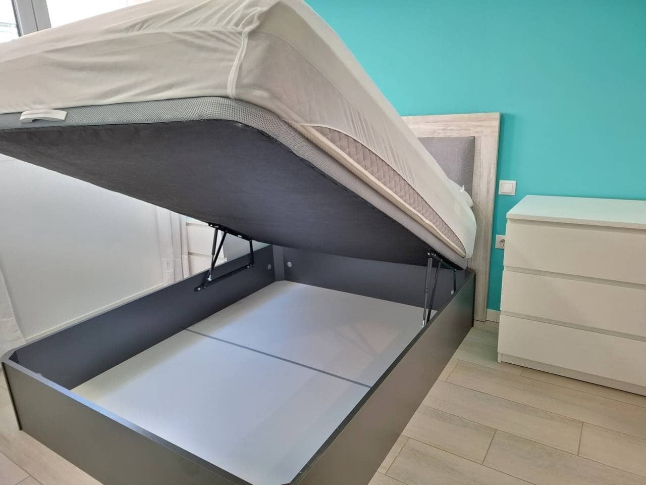 2 bedroom Flat for rent in Madrid city with pool garage - € 1,500 (Ref: 8310143)