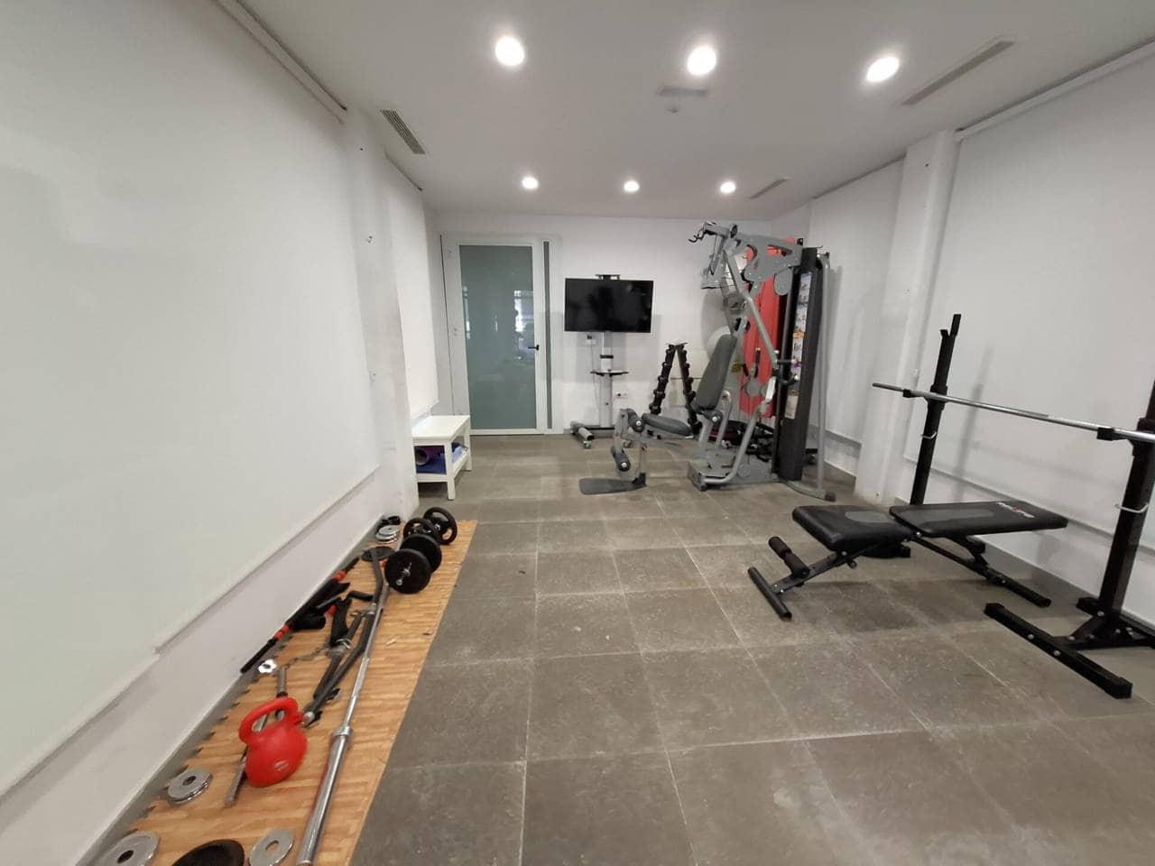 2 bedroom Flat for rent in Madrid city with pool garage - € 1,500 (Ref: 8310143)