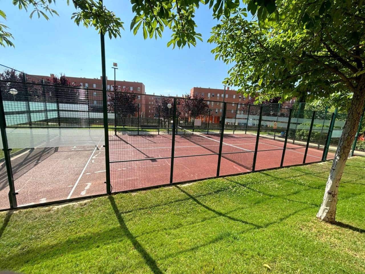 3 bedroom Flat for rent in Valdemoro with pool garage - € 1,300 (Ref: 8359061)