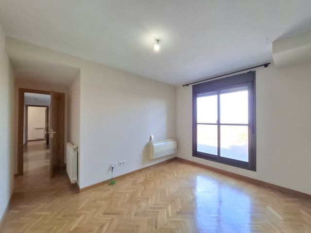 3 soveværelse Lejlighed til leje i Valdemoro med swimmingpool garage - € 1.300 (Ref: 8359061)