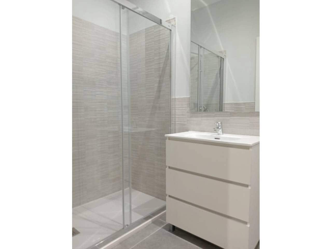 2 bedroom Flat for rent in Madrid city - € 1,700 (Ref: 8387783)