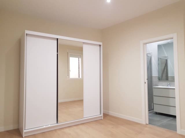 2 sovrum Lägenhet att hyra i Madrid stad - 1 700 € (Ref: 8387783)