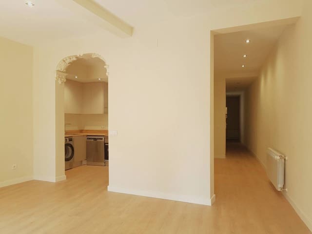 2 sovrum Lägenhet att hyra i Madrid stad - 1 700 € (Ref: 8387783)