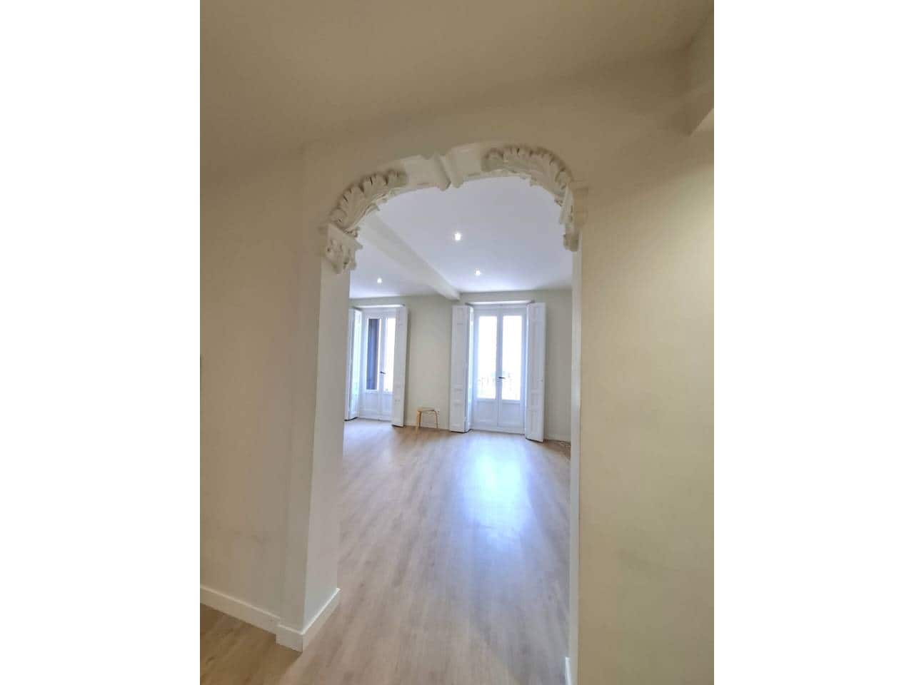 2 bedroom Flat for rent in Madrid city - € 1,800 (Ref: 8387783)