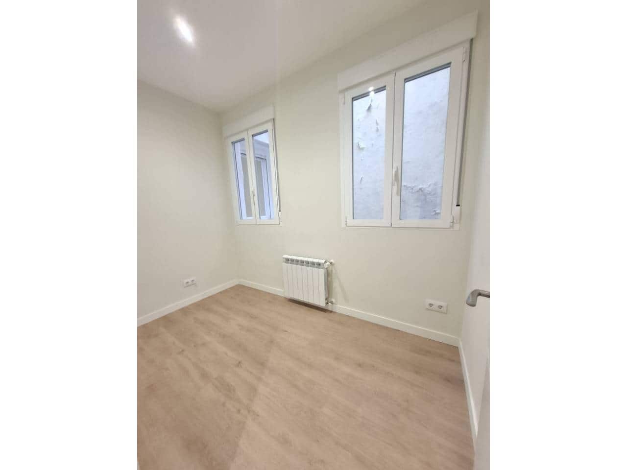 2 bedroom Flat for rent in Madrid city - € 1,800 (Ref: 8387783)