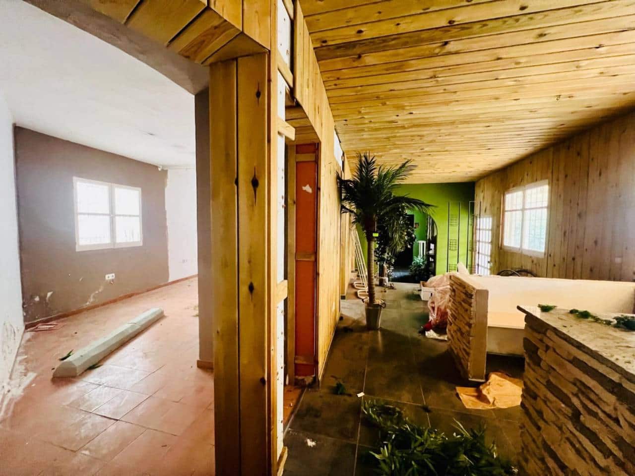 Erhverv til leje i Alfaz del Pi / L'Alfas del Pi - € 2.500 (Ref: 8425950)