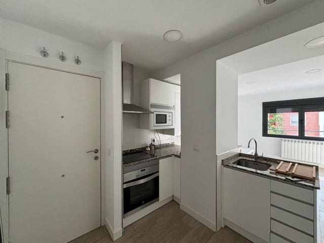1 camera da letto Appartamento da affittare in Madrid città con garage - 1.300 € (Rif: 8481779)