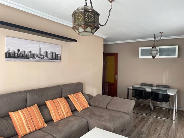 2 bedroom Flat for rent in Oviedo with garage - € 835 (Ref: 8569457)