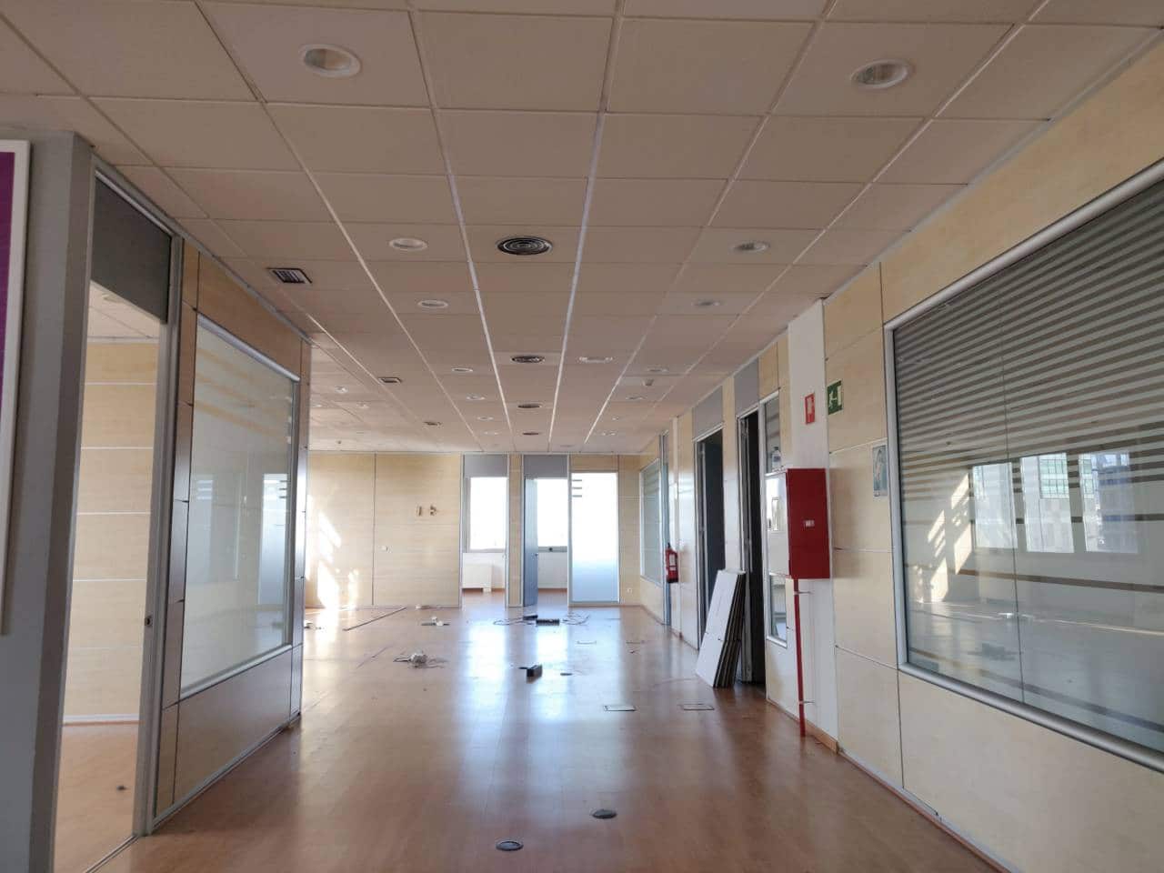 Office for rent in Madrid city with garage - € 3,458 (Ref: 8621061)