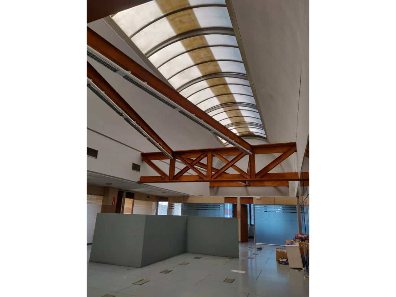 Office for rent in Madrid city with garage - € 3,458 (Ref: 8621061)