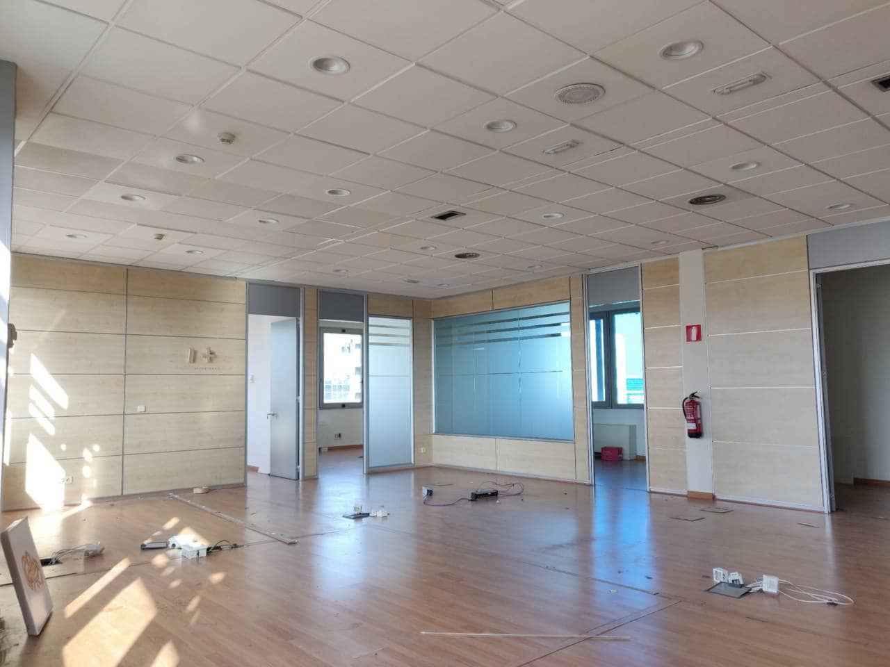 Toimisto vuokrattavana paikassa Madrid kaupunki mukana 
autotalli - 5 330 € (Ref: 8621062)