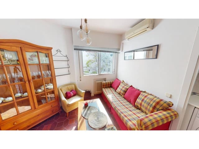 Appartement de 1 chambre à louer à Palacio, Madrid ville - 1 050 € (Ref: 8626268)