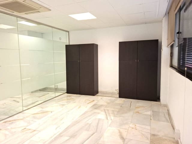 Bureau à louer à San Sebastián de los Reyes - 640 € (Ref: 8757288)