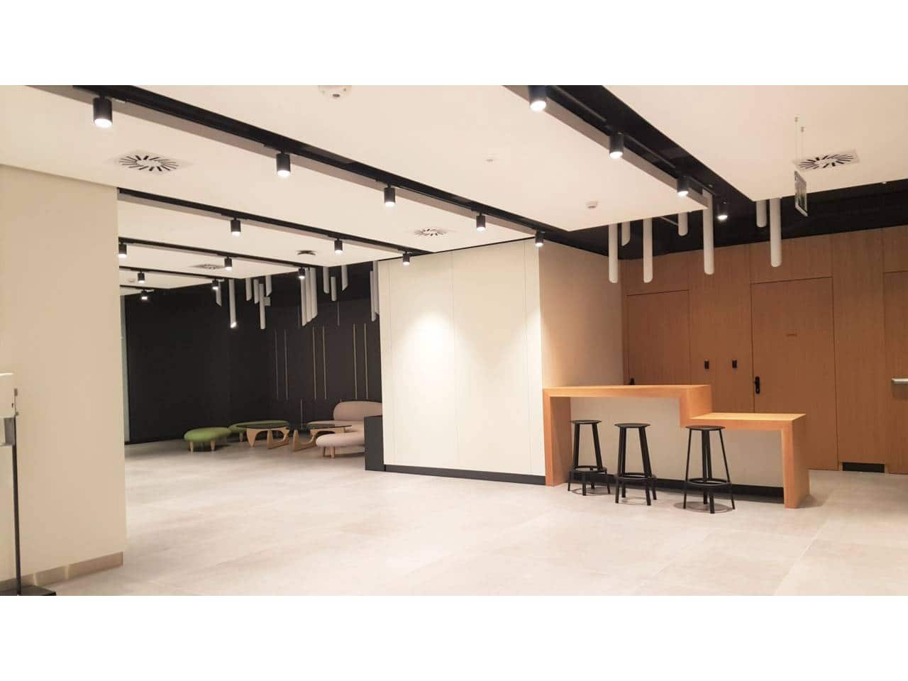 Kontor til leje i Madrid by med garage - € 8.160 (Ref: 8759436)