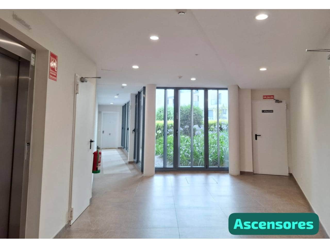 Loft de 1 chambre à louer à San Sebastian de los Reyes avec piscine garage - 1 250 € (Ref: 8769887)