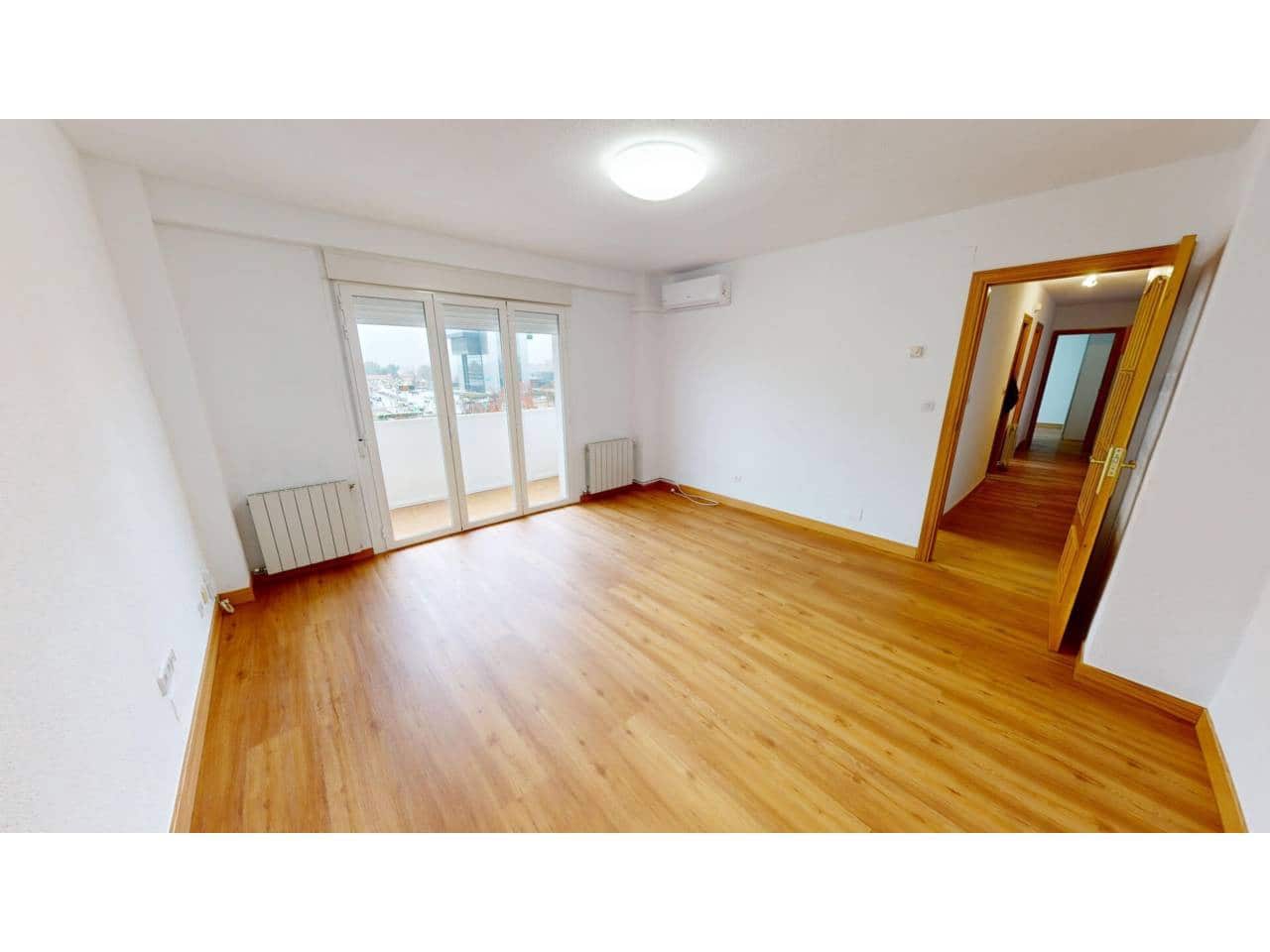 2 bedroom Flat for rent in Madrid city with garage - € 1,500 (Ref: 8769888)