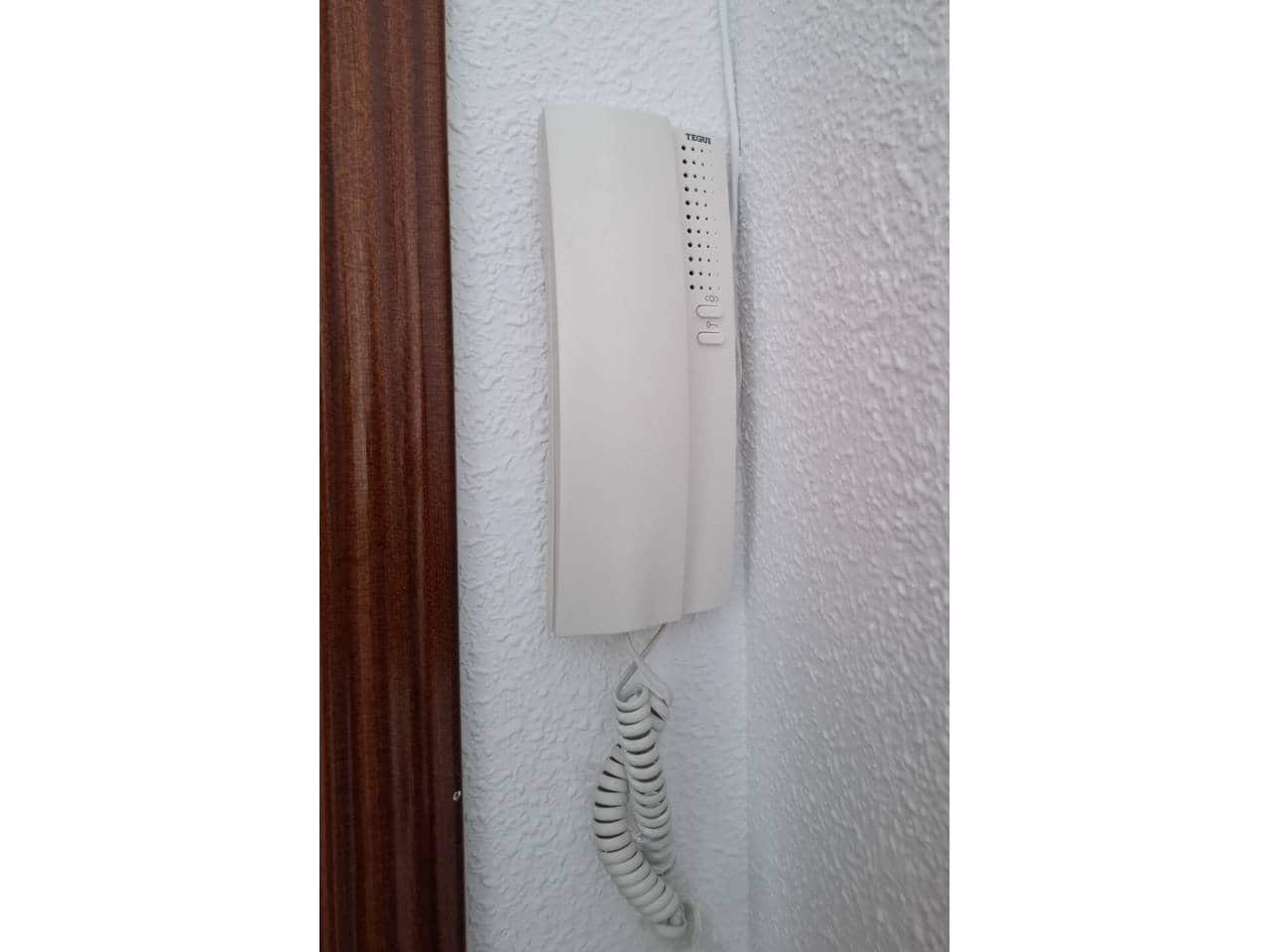 Office for rent in San Sebastian de los Reyes - € 500 (Ref: 8901956)