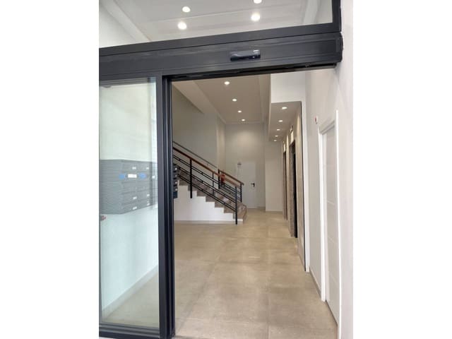 Kontor til leje i San Sebastián de los Reyes - € 500 (Ref: 8901956)