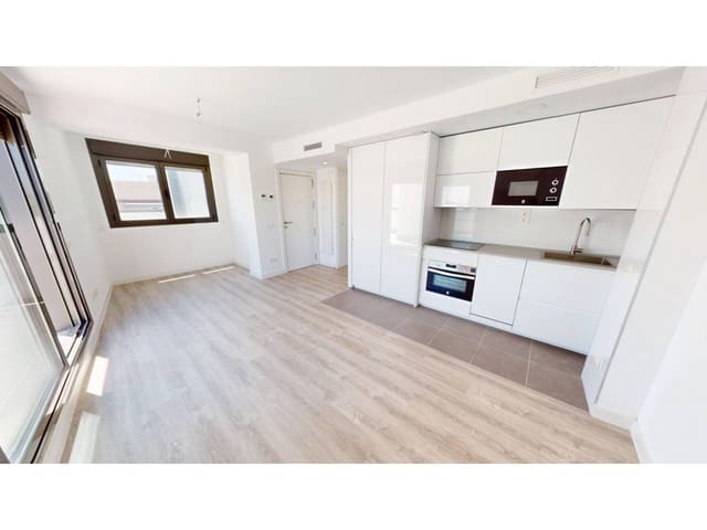 1 soveværelse Penthouse til leje i Opañel, Madrid by med swimmingpool garage - € 1.275 (Ref: 8912558)