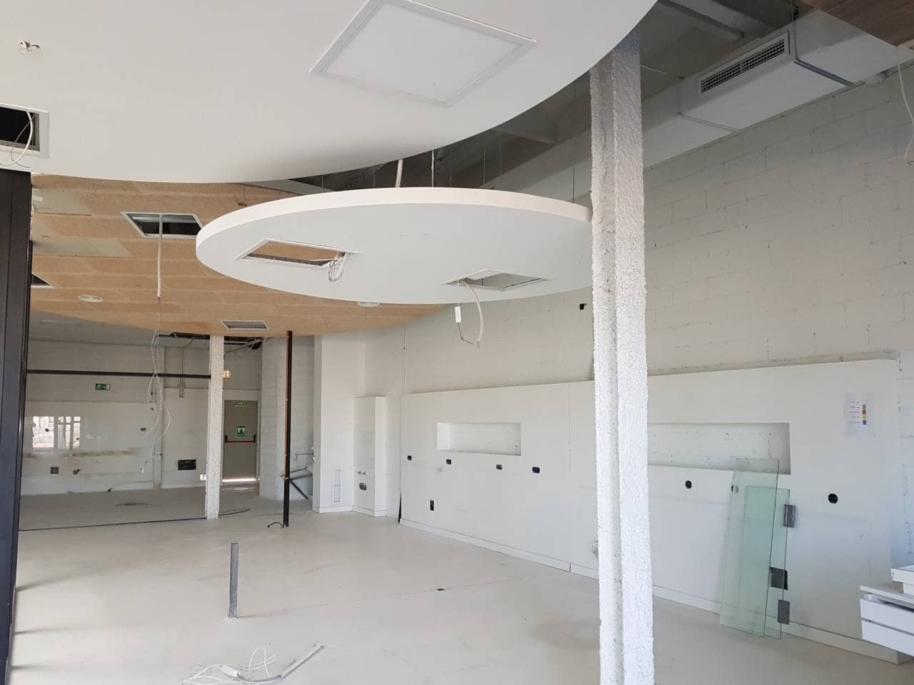 Office for rent in Pinto with garage - € 3,053 (Ref: 8969766)