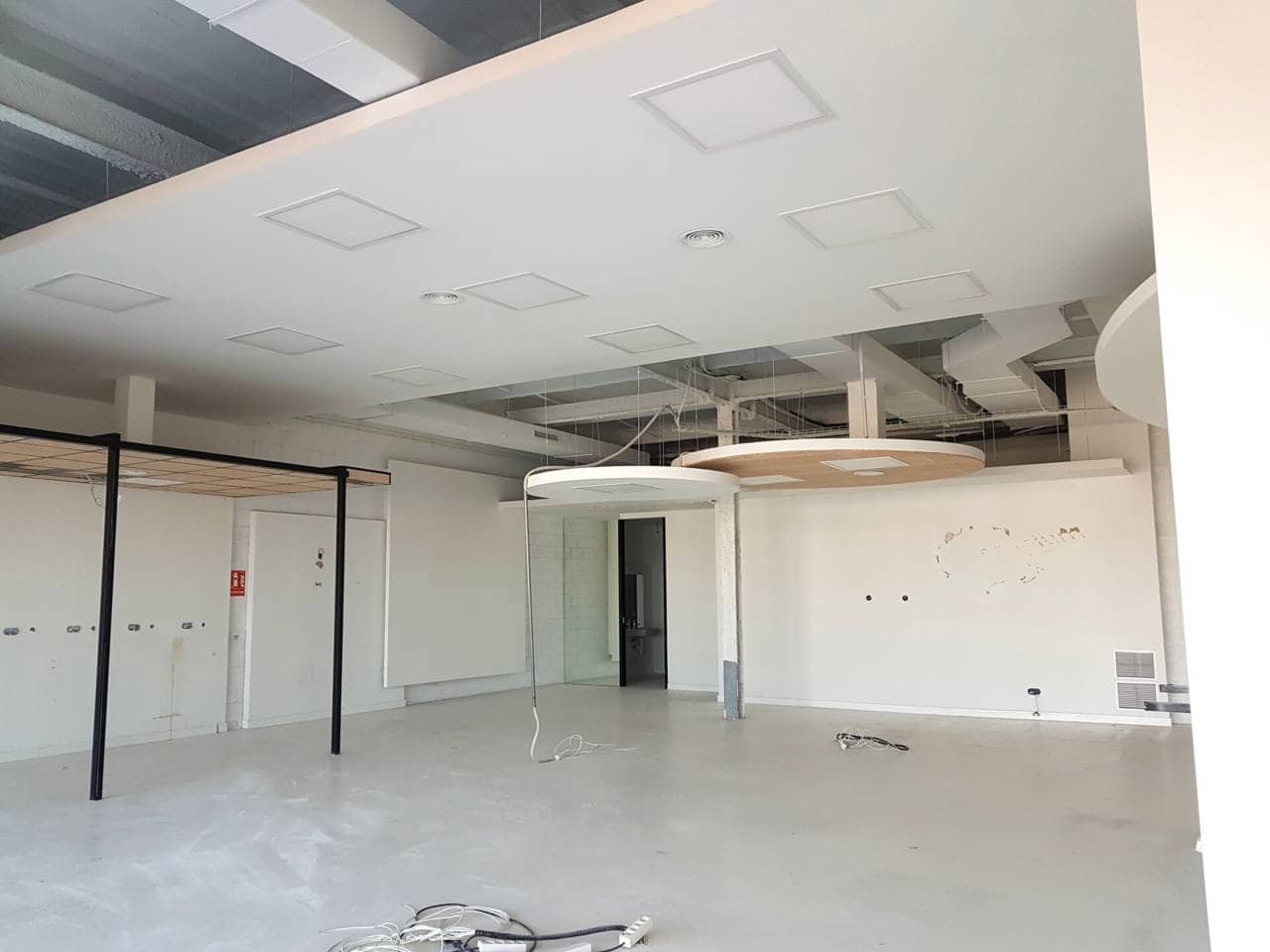 Office for rent in Pinto with garage - € 3,053 (Ref: 8969766)