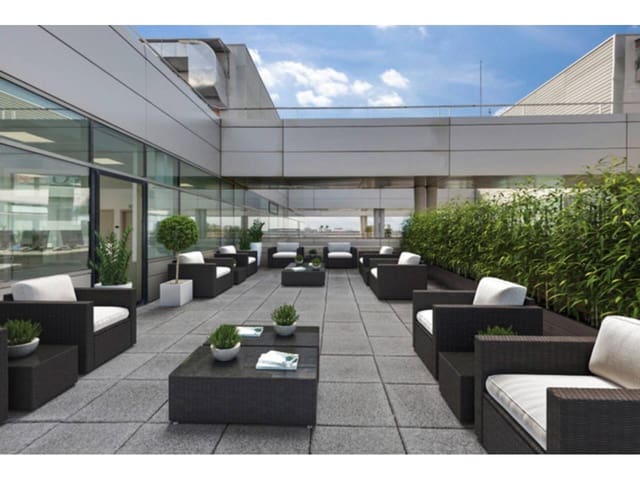 Kontor til leie i Hortaleza, Madrid by med garasje - € 17 150 (Ref: 8993493)