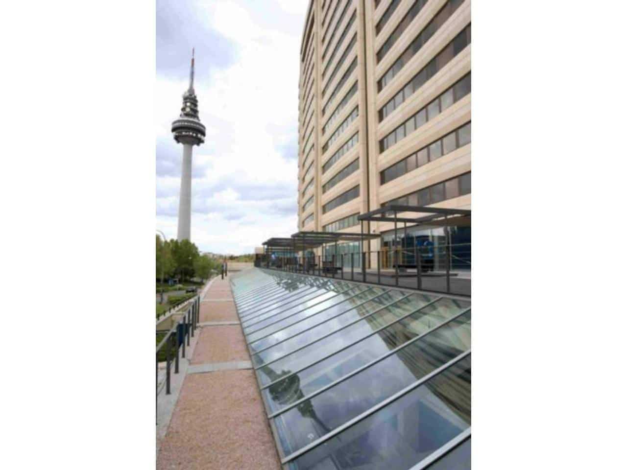 Kontor att hyra i Madrid stad med garage - 1 845 € (Ref: 8993495)