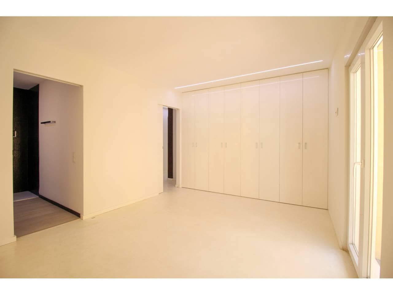 3 bedroom Flat for rent in Santander with garage - € 1,250 (Ref: 9131972)