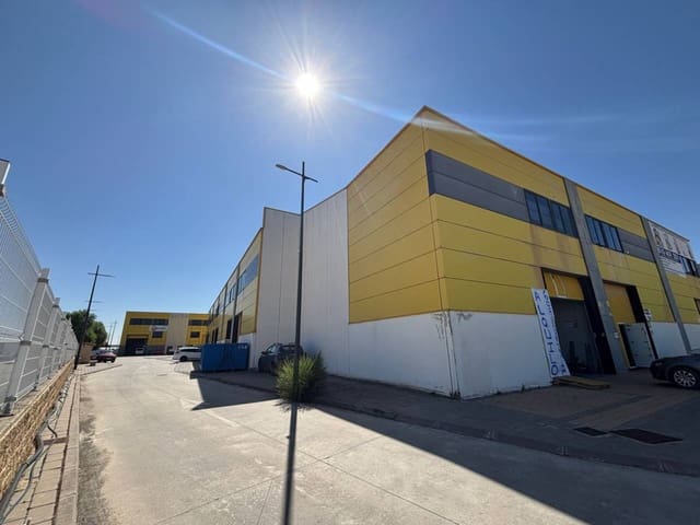 Virksomhed til leje i Ciempozuelos med garage - € 1.100 (Ref: 9136838)