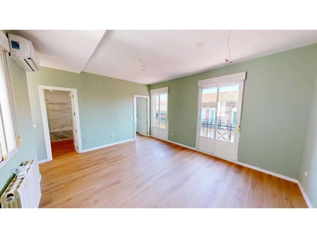2 soveværelse Lejlighed til leje i Puerta del Ángel, Madrid by - € 1.400 (Ref: 9159215)