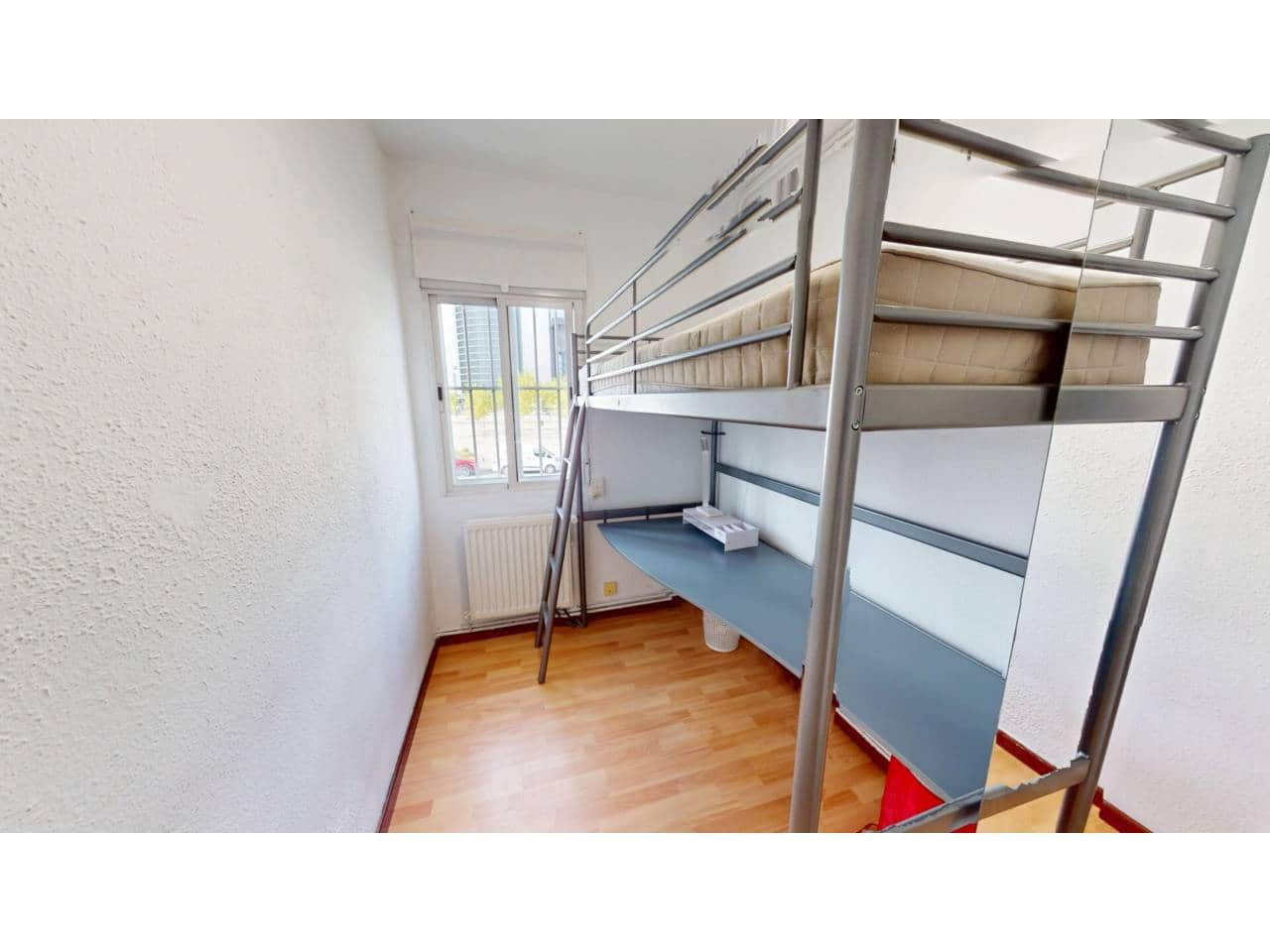 3 soveværelse Lejlighed til leje i Madrid by - € 1.500 (Ref: 9211723)