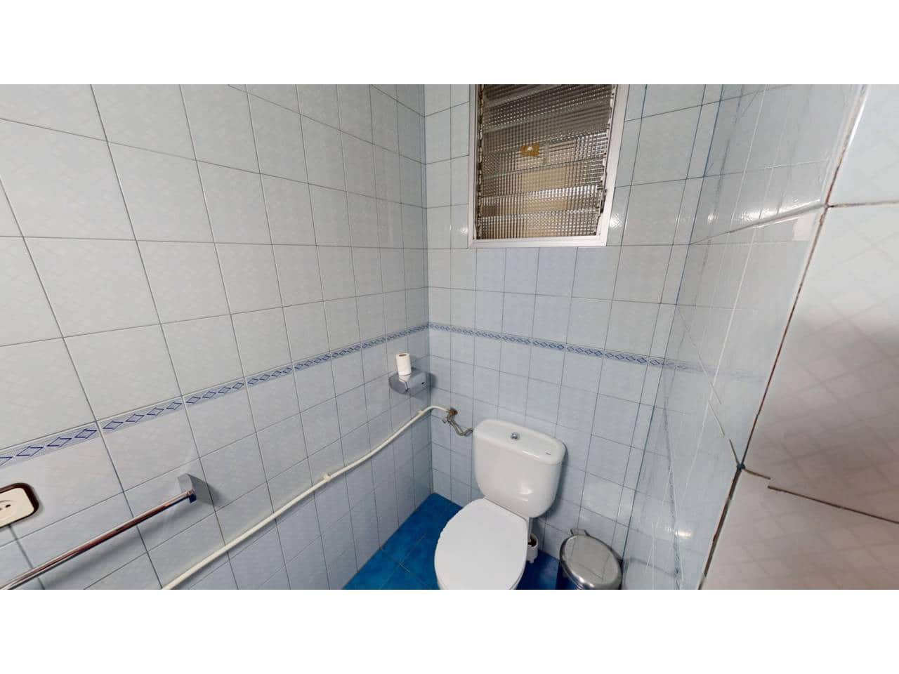 3 soveværelse Lejlighed til leje i Madrid by - € 1.500 (Ref: 9211723)