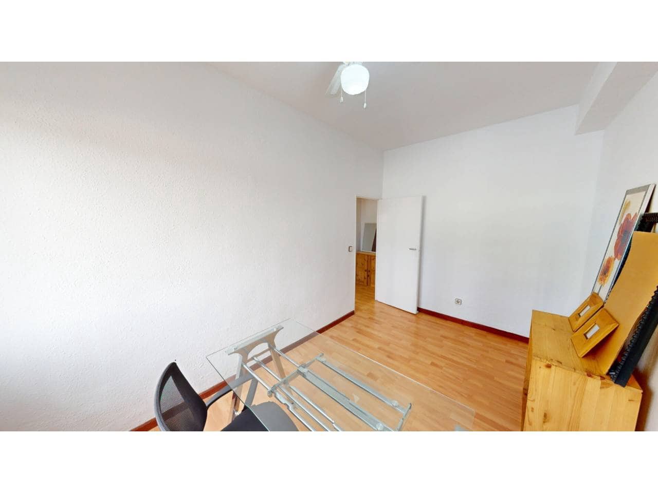 3 soveværelse Lejlighed til leje i Madrid by - € 1.500 (Ref: 9211723)