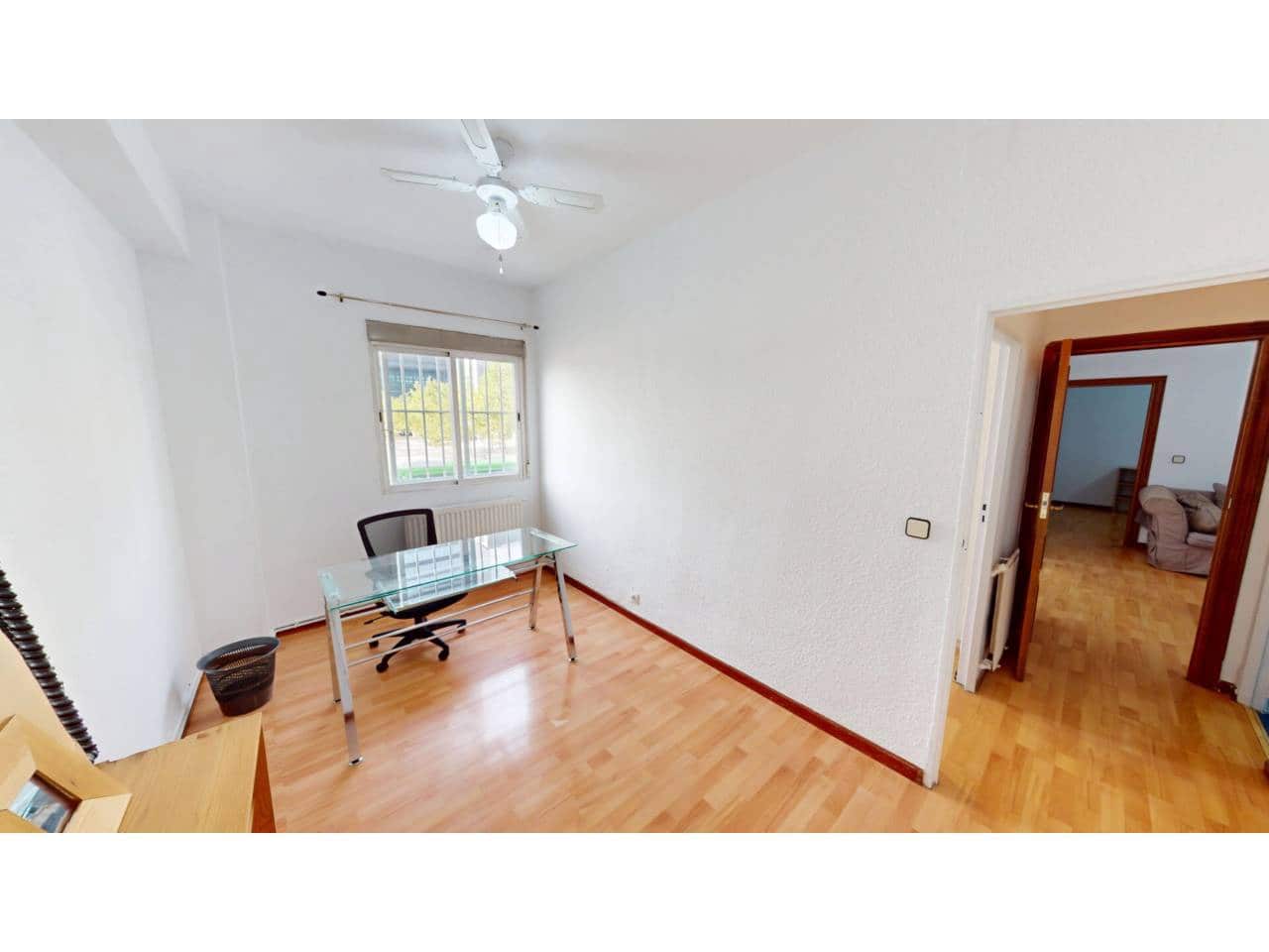 3 soveværelse Lejlighed til leje i Madrid by - € 1.500 (Ref: 9211723)