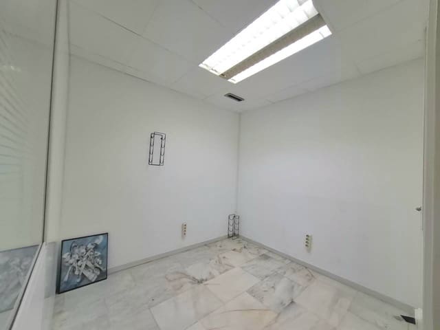 3 soveværelse Kontor til leje i San Sebastián de los Reyes - € 779 (Ref: 9284916)