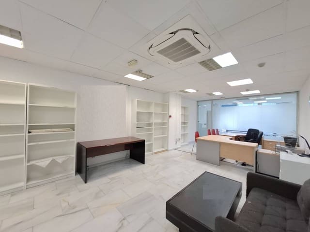 3 soveværelse Kontor til leje i San Sebastián de los Reyes - € 779 (Ref: 9284916)