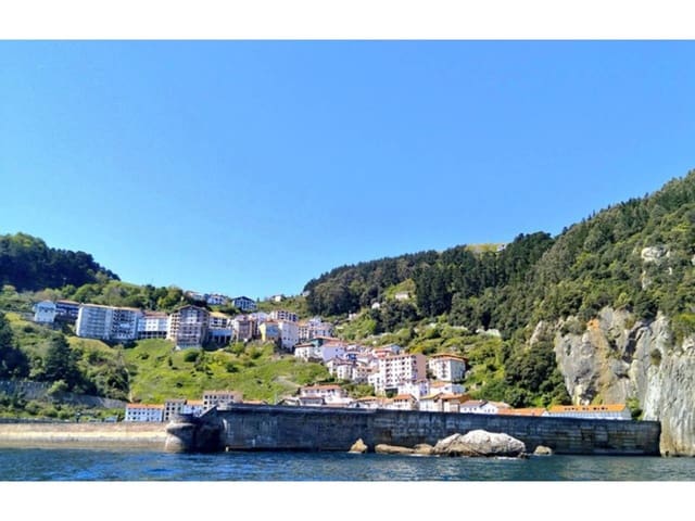 Flat te koop in Elantxobe - € 205.000 (Ref: 9294229)