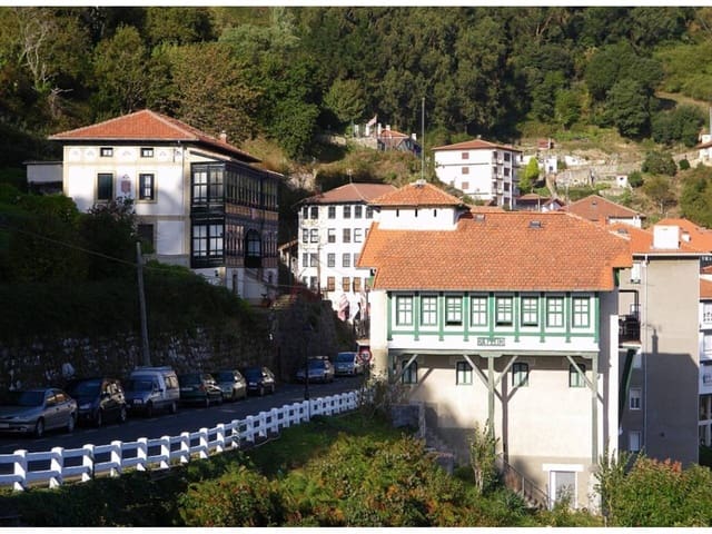 Flat te koop in Elantxobe - € 205.000 (Ref: 9294229)