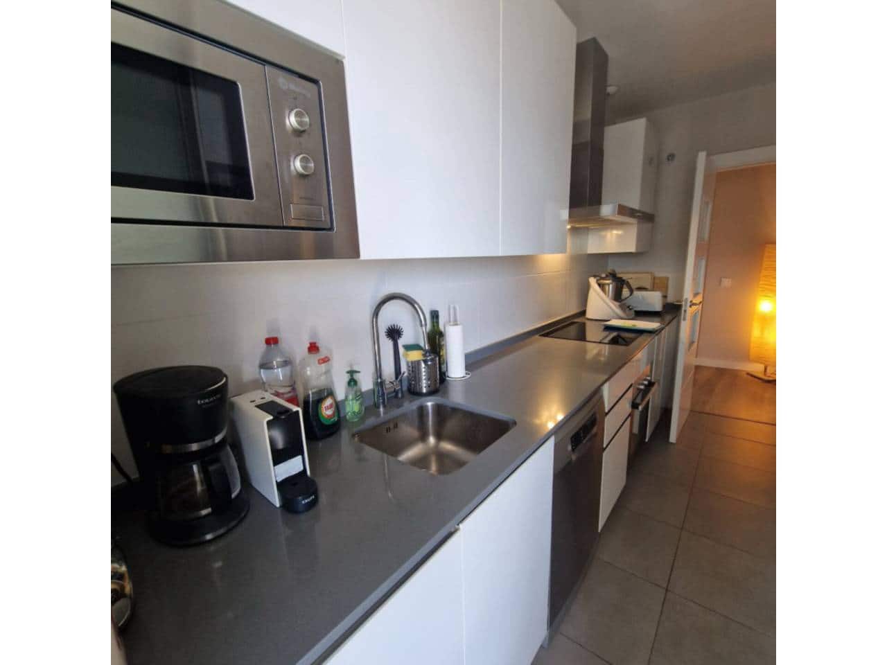 3 soverom Leilighet til leie i Malaga by med svømmebasseng garasje - € 1 650 (Ref: 9334533)